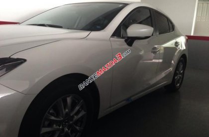 Bán Mazda 3 sản xuất 2016, màu trắng, 700tr