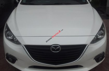 Cần bán xe Mazda 3 1.5 2016, màu trắng, giá chỉ 725 triệu