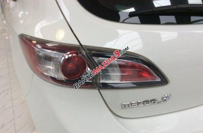 Cần bán gấp Mazda 3 3S đời 2012, màu trắng