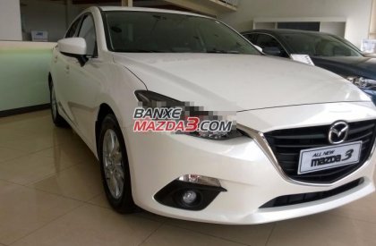 Cần bán xe Mazda 3 1.5L AT đời 2016, màu trắng