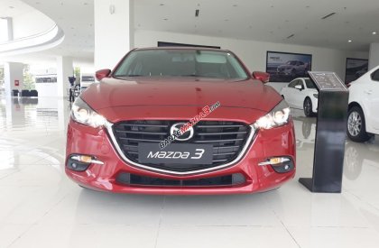 Cần bán Mazda 3 Hatchback đời 2018, màu đỏ