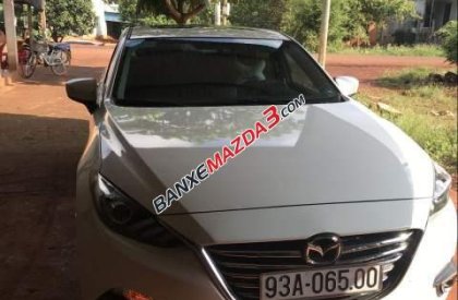 Cần bán Mazda 3 sản xuất 2015, màu trắng, 585tr 