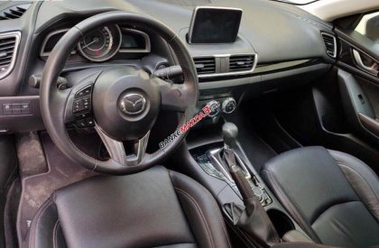Bán Mazda 3 AT năm sản xuất 2015, màu trắng số tự động