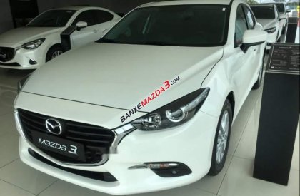 Cần bán Mazda 3 đời 2019, màu trắng, nhập khẩu nguyên chiếc, giá chỉ 673 triệu