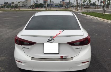 Chính chủ bán Mazda 3 năm 2015, màu trắng, giá cạnh tranh