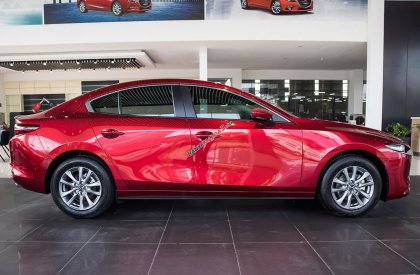 Cần bánh nhanh chiếc Mazda3 1.5 Deluxe phiên bản Sport, đời 2019, màu đỏ