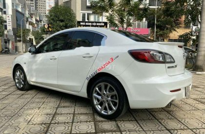 Bán Mazda 3 AT năm sản xuất 2014, màu trắng