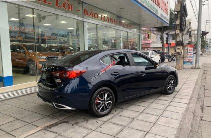 Cần bán xe Mazda 3 1.5 AT năm 2018, màu xanh lam