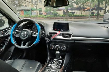 Bán Mazda 3 AT 2018, màu xanh lam như mới