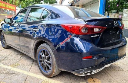 Bán Mazda 3 đời 2018, màu xanh lam