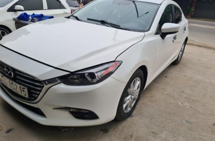 Bán xe Mazda 3 1.6 AT năm 2020, màu trắng, 595 triệu