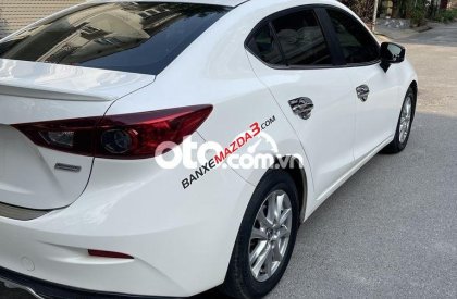 Bán xe Mazda 3 1.5 năm 2018, màu trắng, giá chỉ 570 triệu