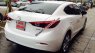 Cần bán Mazda 3 2.0 đời 2015, màu trắng còn mới, giá tốt