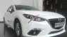 Cần bán gấp Mazda 3 sản xuất năm 2015, màu trắng giá cạnh tranh